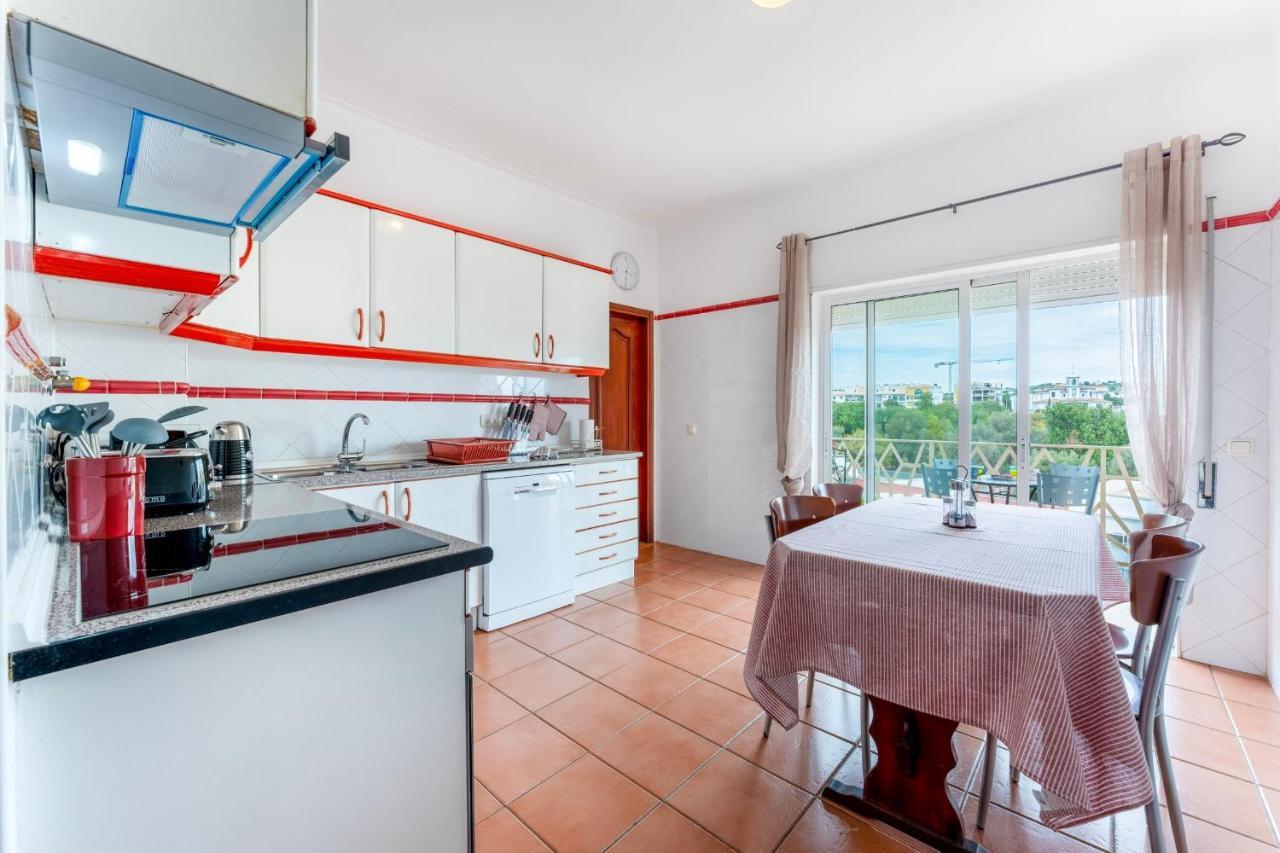 Peaceful 1 Bdr Apartment W/ Balcony By Lovelystay Almancil Exterior photo