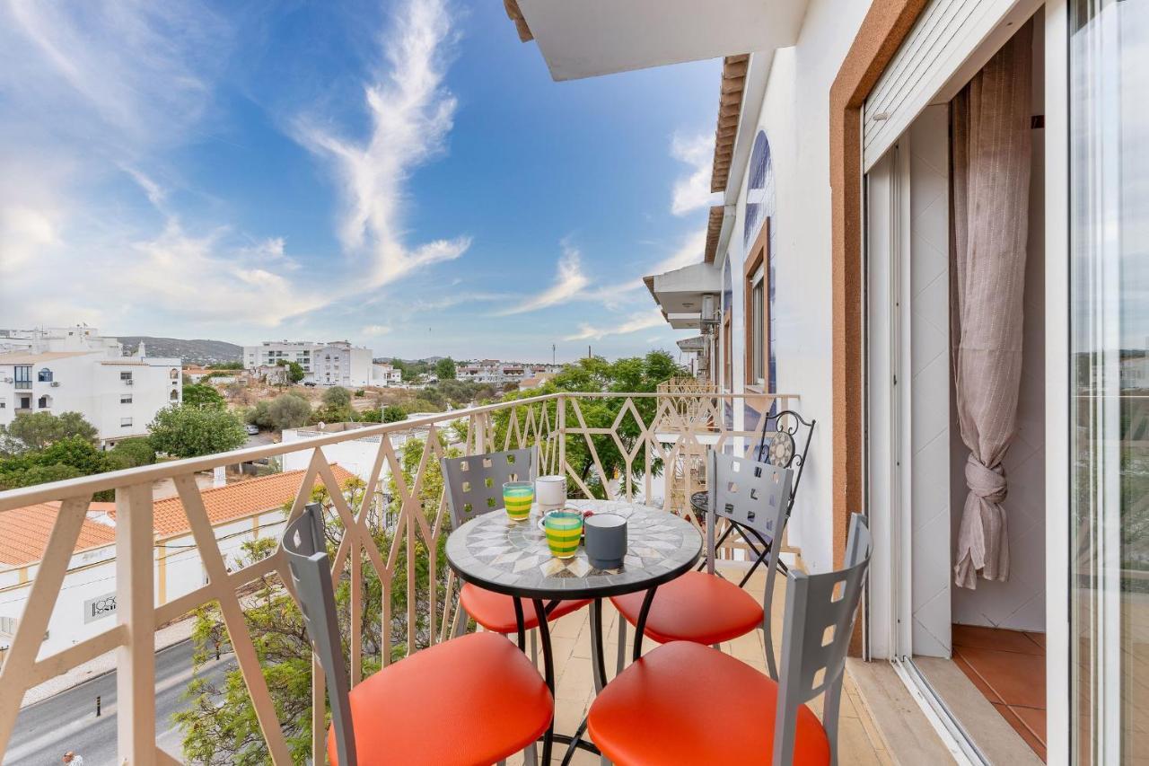 Peaceful 1 Bdr Apartment W/ Balcony By Lovelystay Almancil Exterior photo